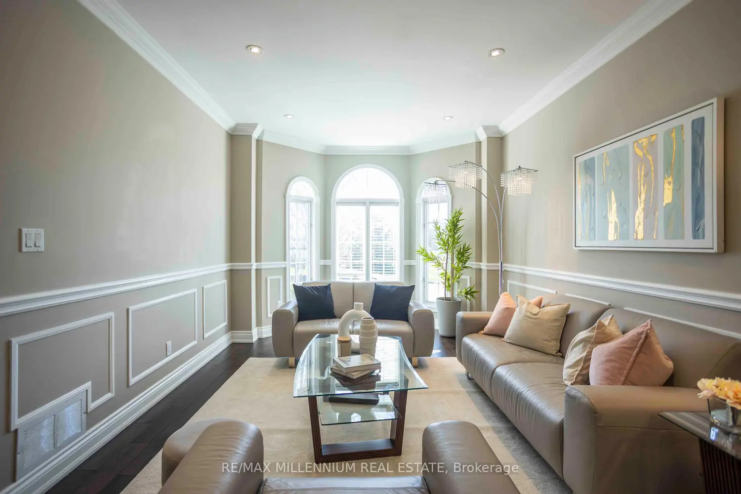 84 Bowles Drive photo 2
