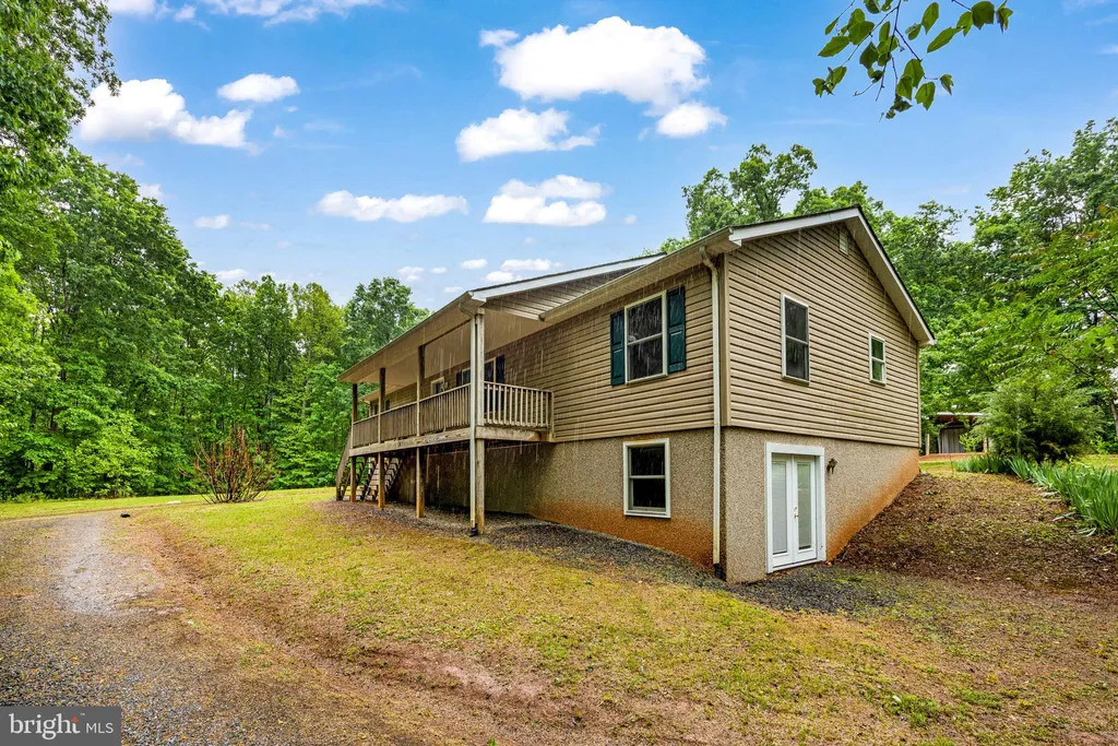 28494 Constitution Highway, Rhoadesville, VA 22542 photo 4