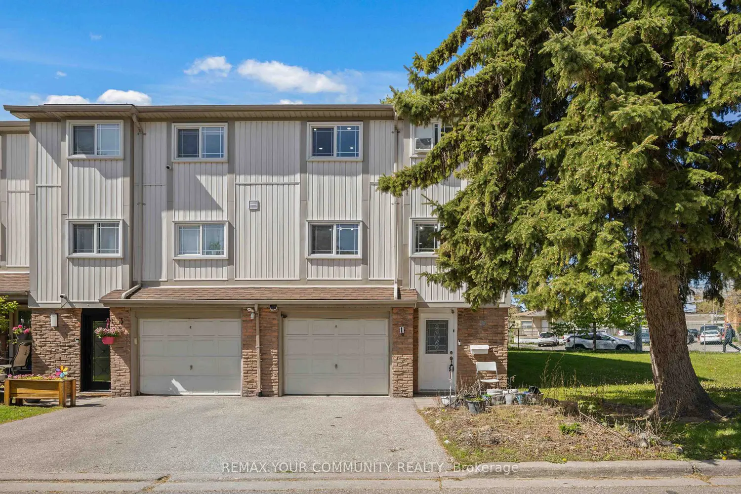 141 Galloway Road 1
