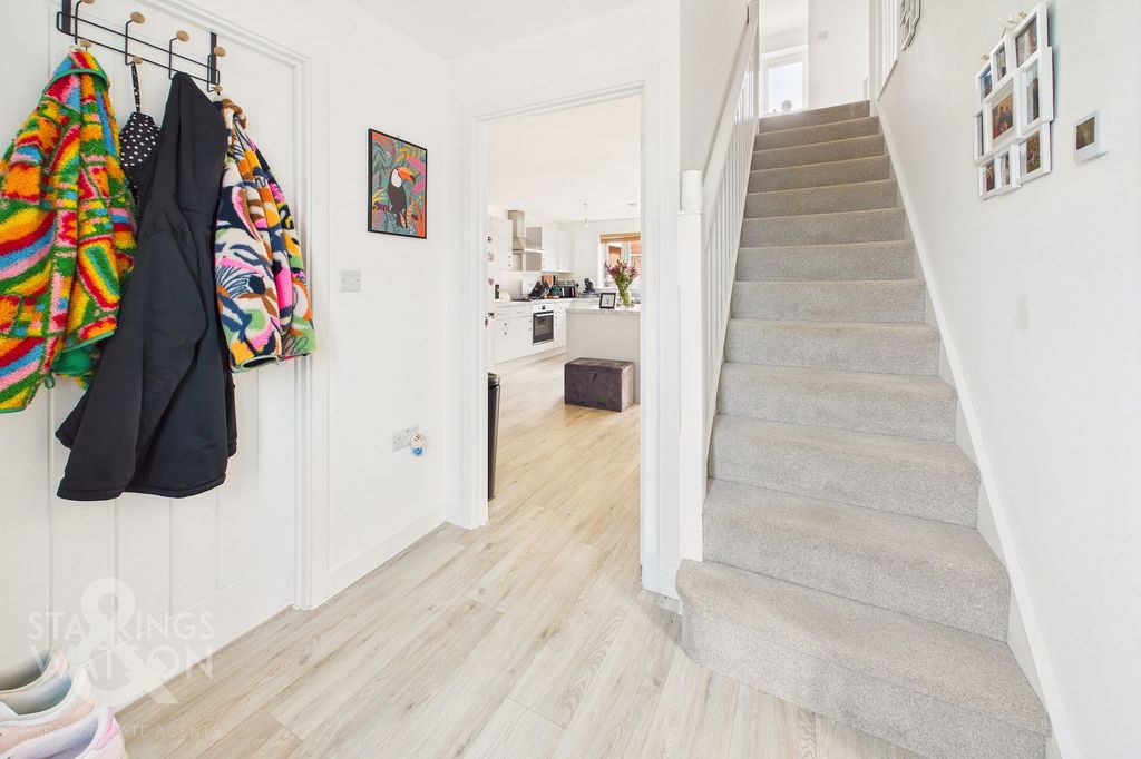 Additional image 12 of 4 bed detached house for saleClyde Way, Eye IP23