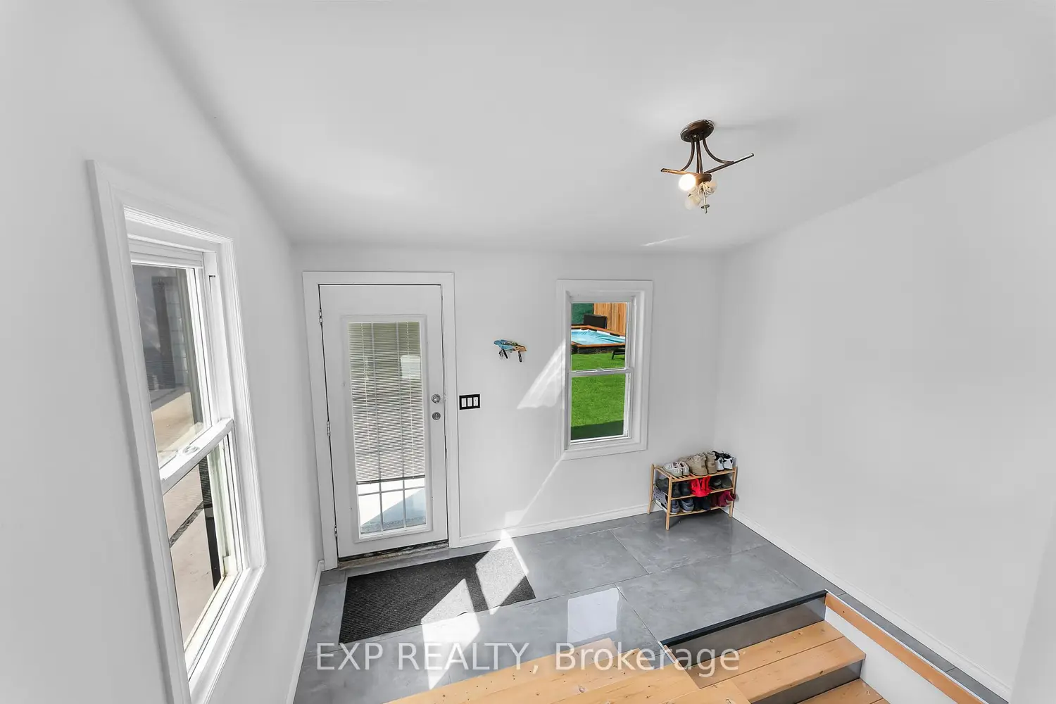 249 Wallace Avenue photo 5