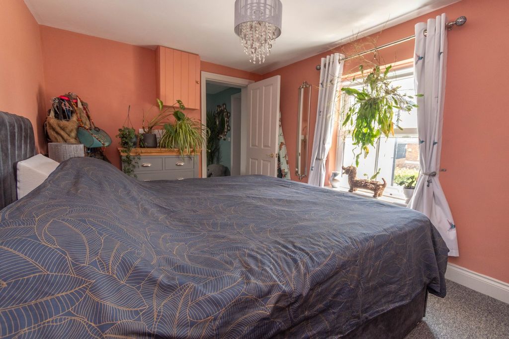 Additional image 12 of 4 bed semi-detached house for saleGladstone Road, Fakenham NR21