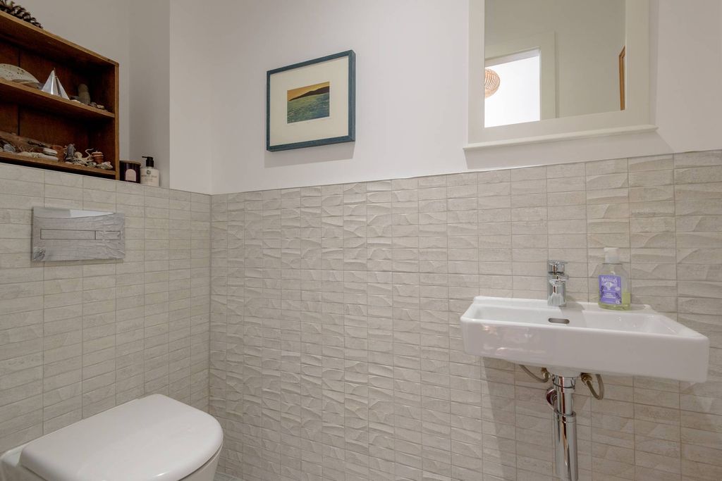 Additional image 12 of 4 bed detached house for sale21 Castlemains Gardens, Dirleton, North Berwick EH39