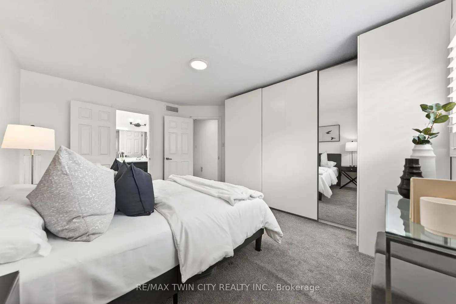 Additional image 9 of 514 Brentcliffe Drive