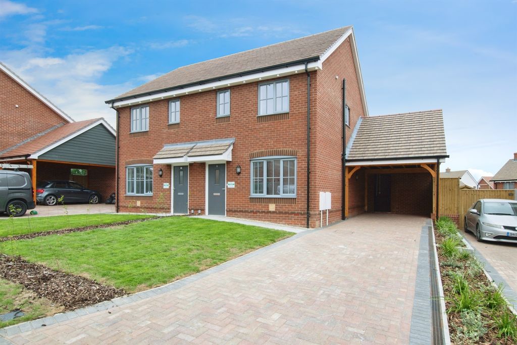 2 bed semi-detached house for saleWhitsbury Road, Fordingbridge SP6
