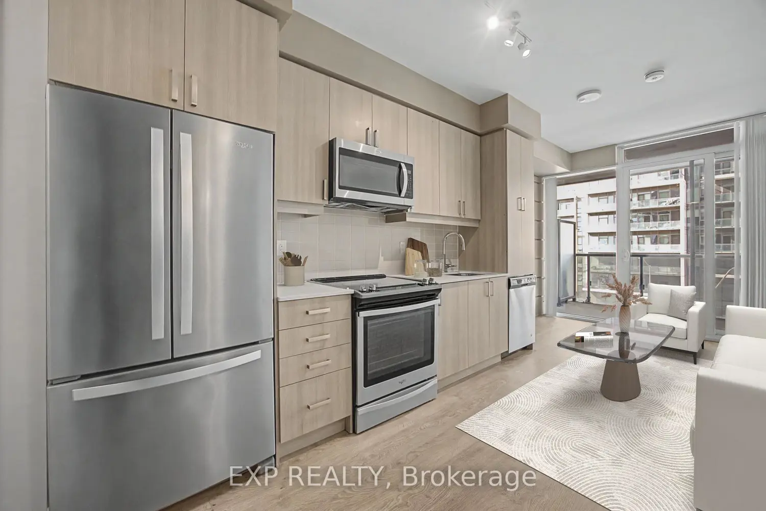 7895 Jane Street 309 photo 3