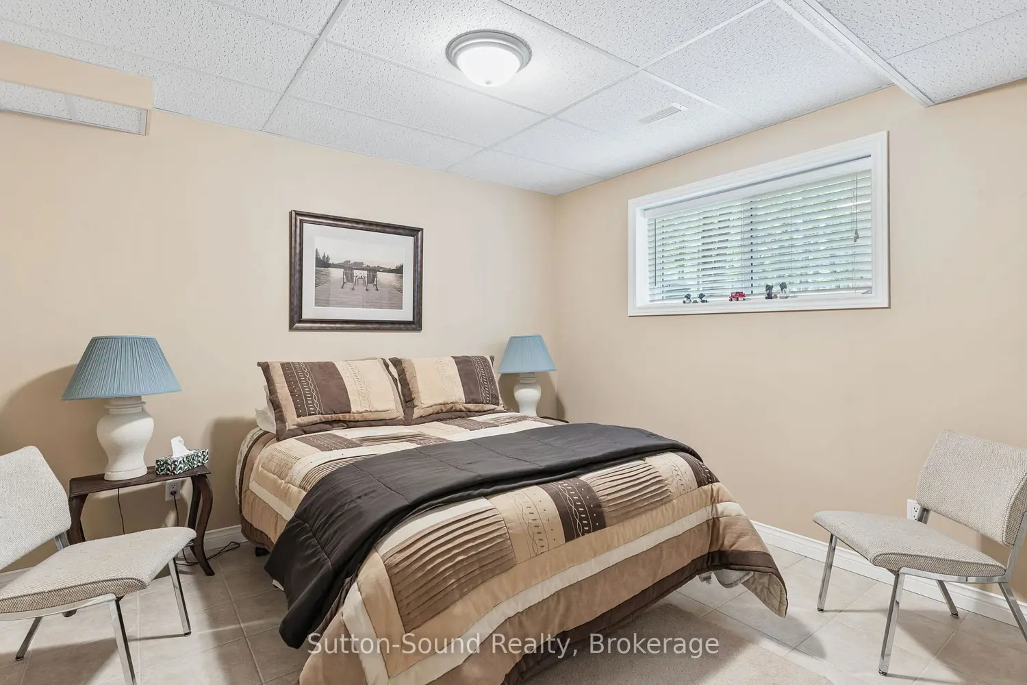 1215 Sunset Drive photo 3