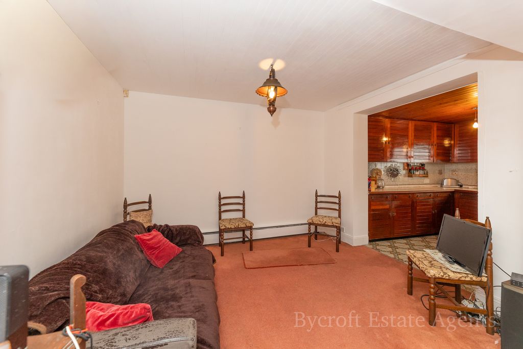 Additional image 8 of 3 bed semi-detached house for saleCollingwood Road, Great Yarmouth NR30