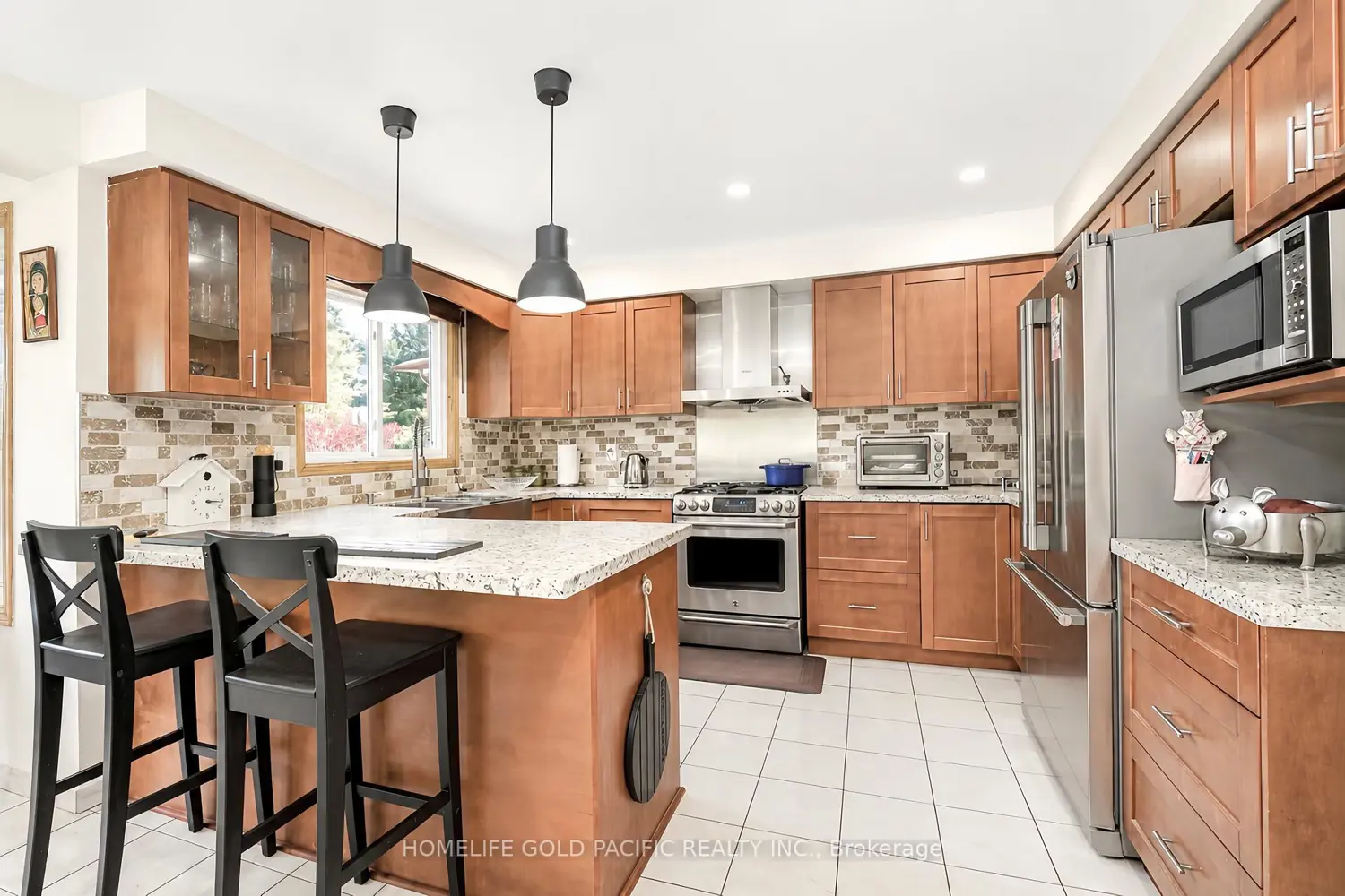 Additional image 12 of 44 Ravenhill Crescent