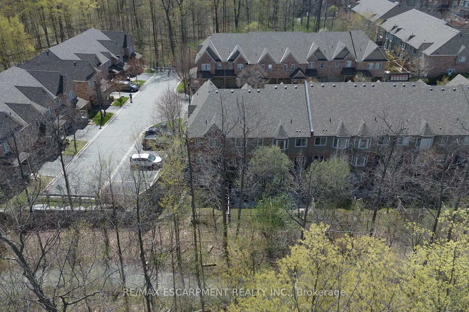 Additional image 15 of 233 Duskywing Way 25