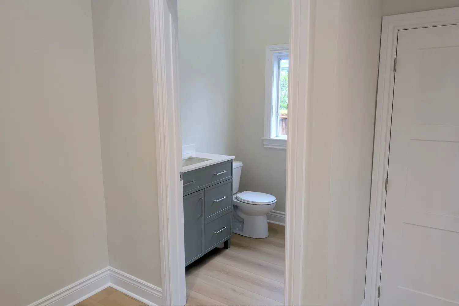 241 Sydney Street photo 2