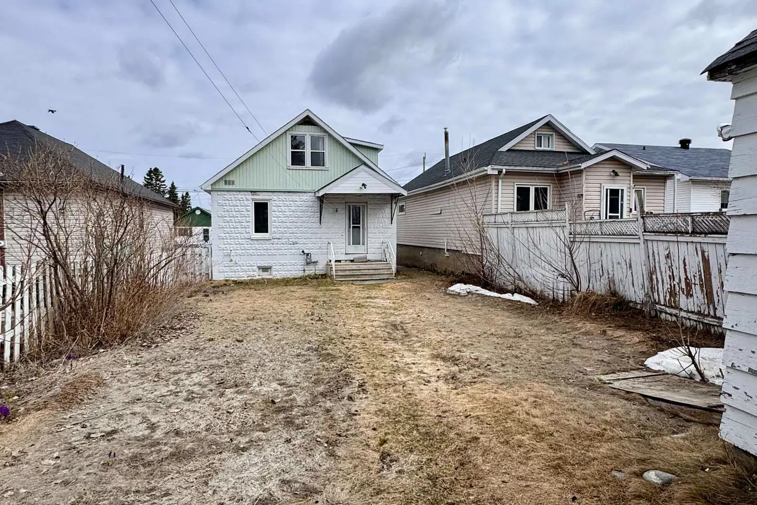 Additional image 3 of 121 Floral Avenue