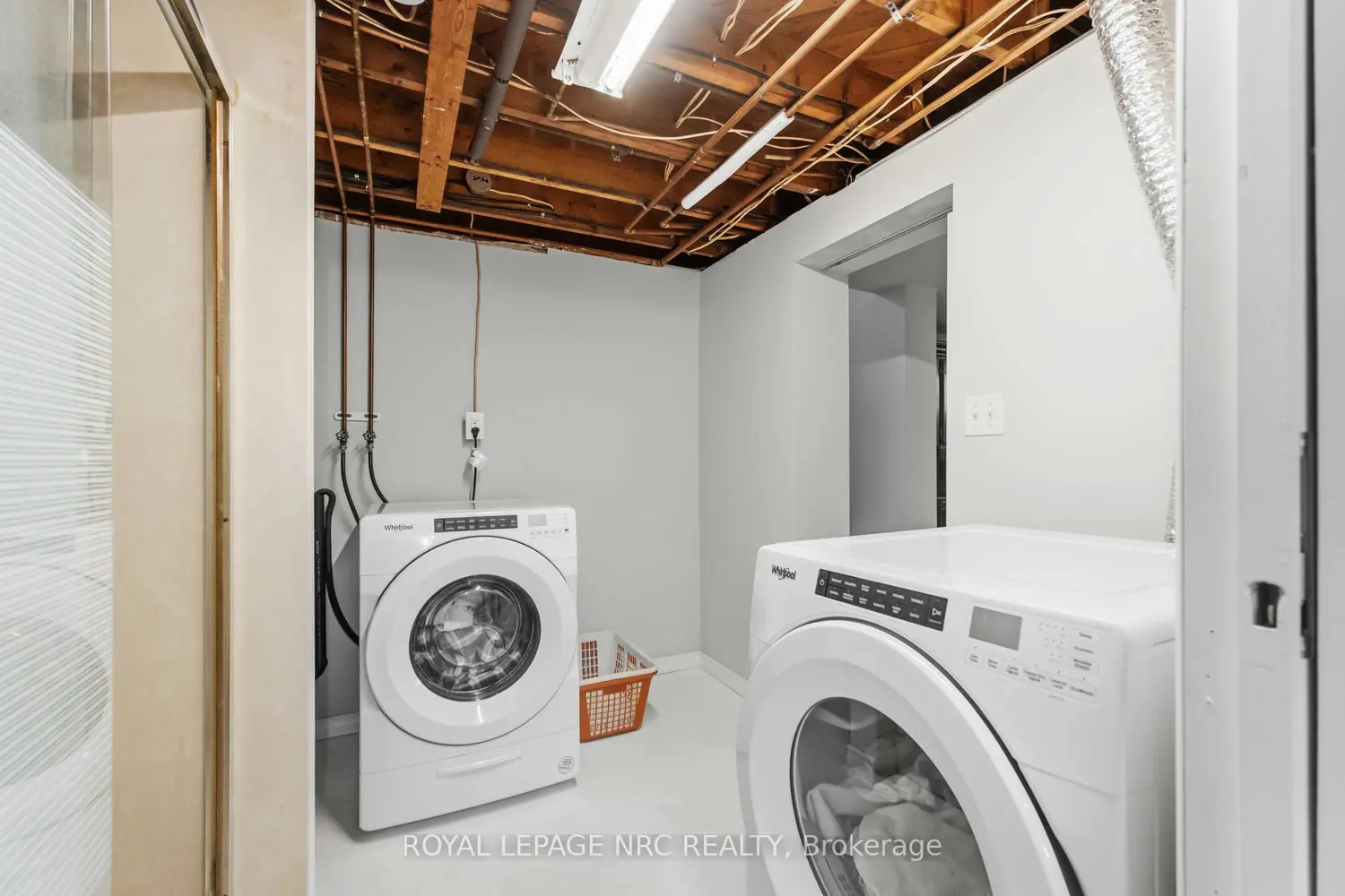 Additional image 9 of 4485 Queensway Crescent