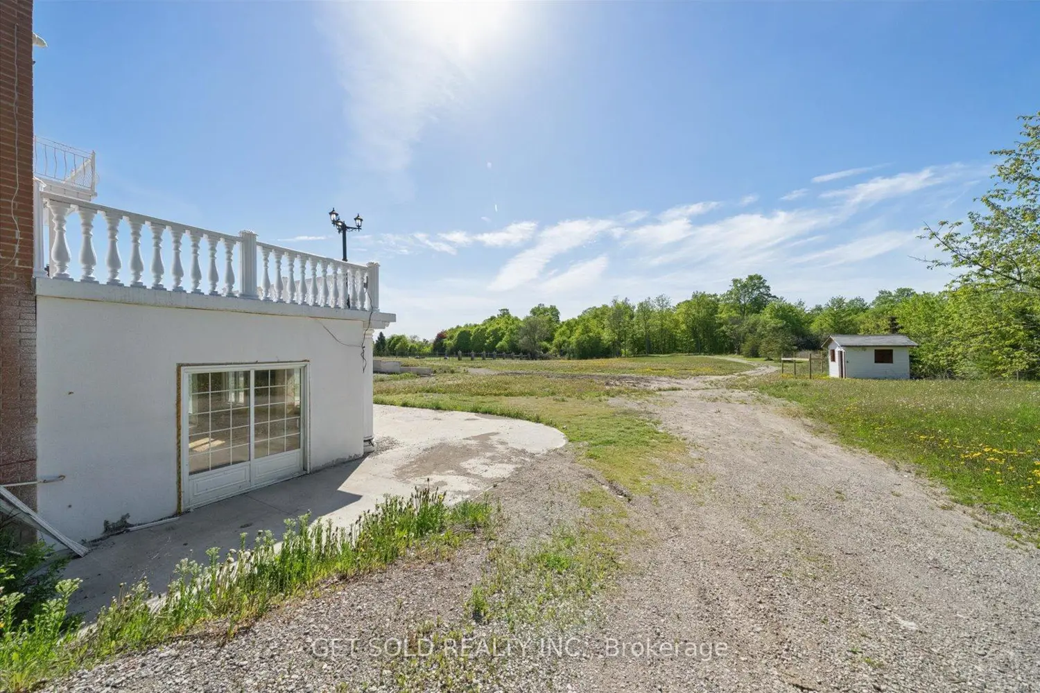 6 Bowman Avenue photo 4