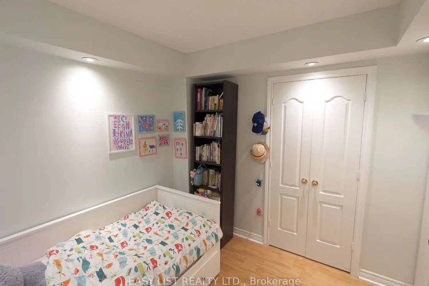 Additional image 9 of 38 William Carson Crescent 222