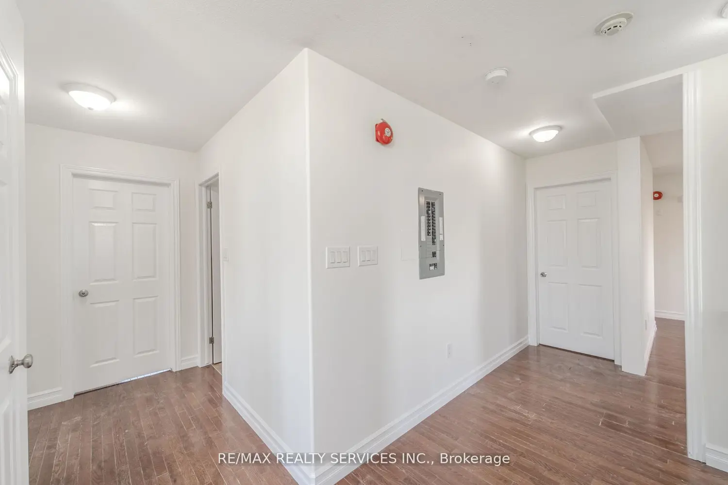 Additional image 17 of 8006 Norton Street