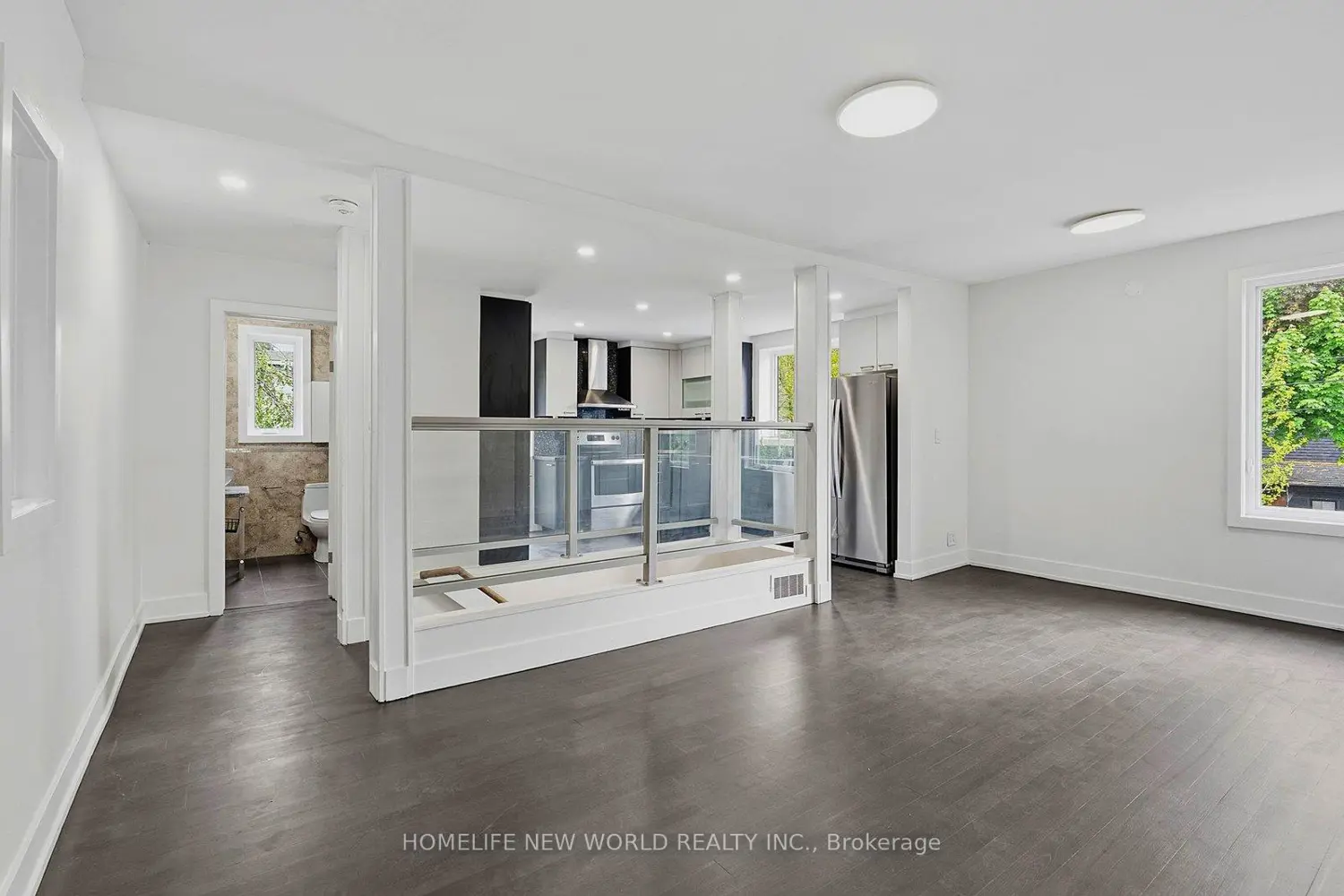 Additional image 13 of 1842 Dundas Street