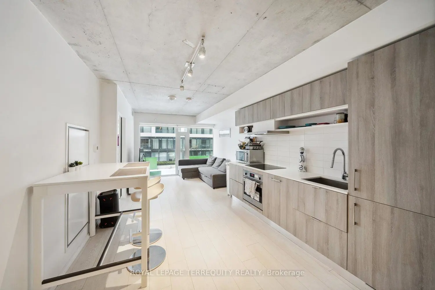 Additional image 5 of 5 Soudan Avenue 703
