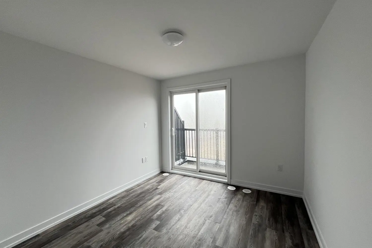3 Bancroft Lane 206 photo 4