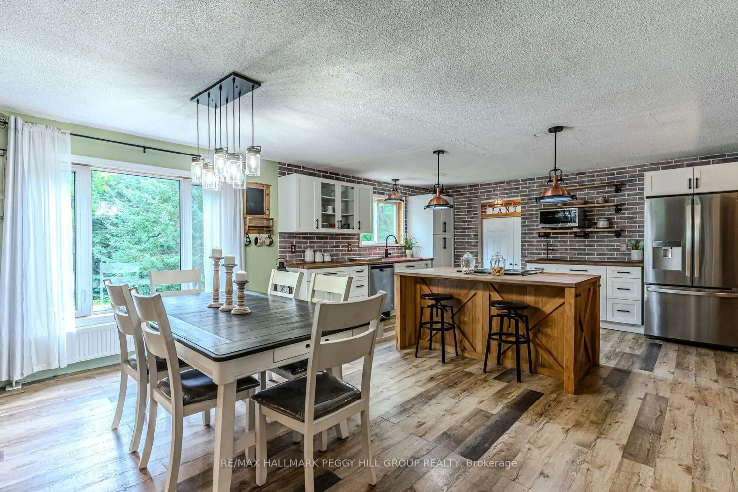1450 Beiers Road photo 2