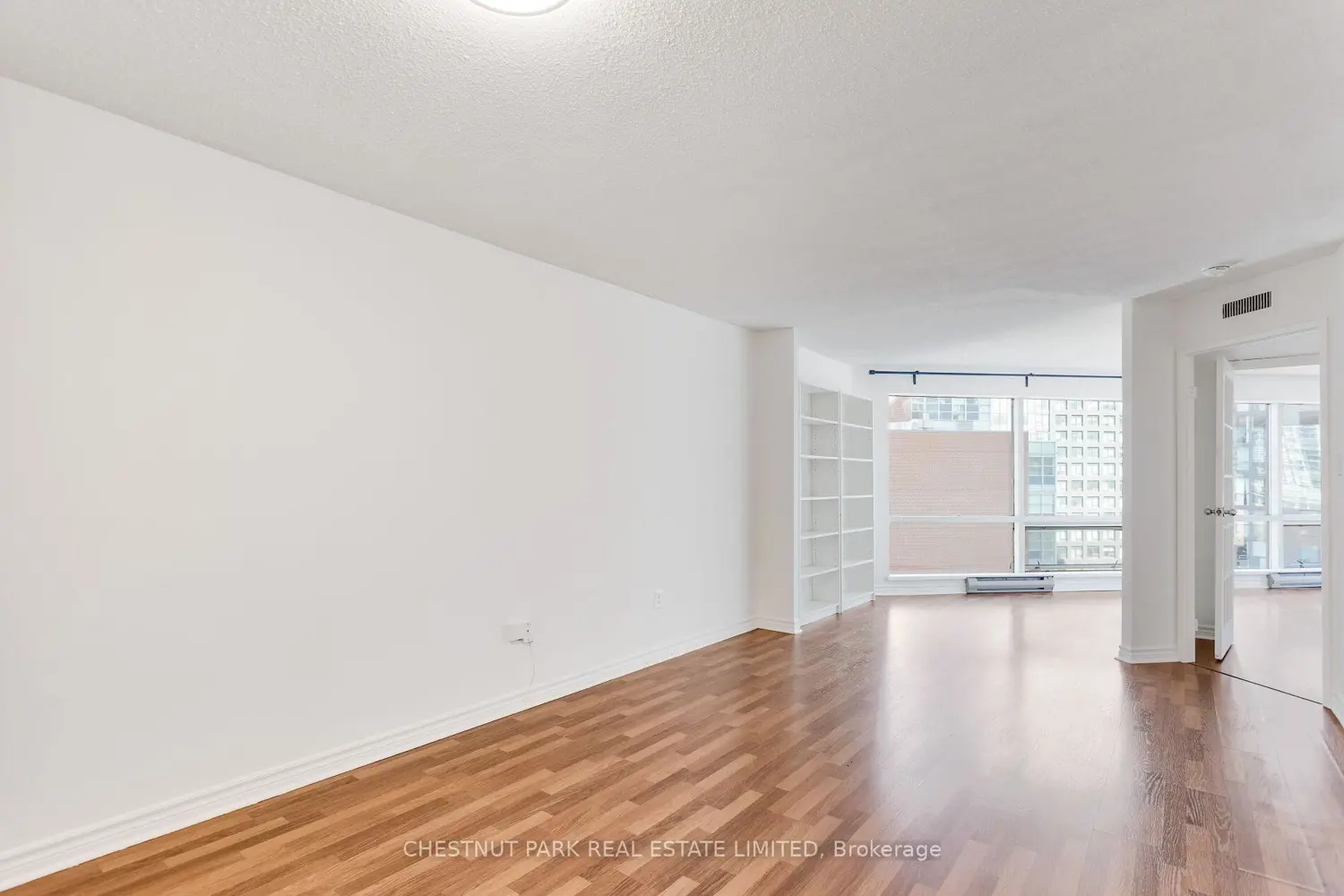Additional image 9 of 1001 Bay Street 1408