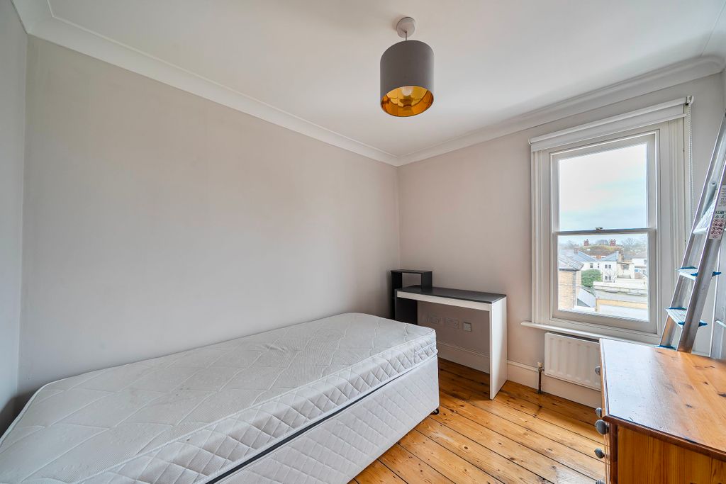 Additional image 11 of 6 bed semi-detached house for saleNewton Road, Faversham ME13