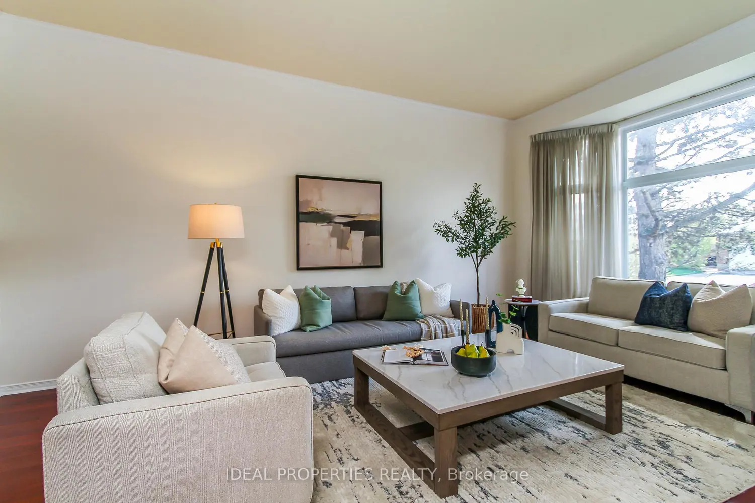 39 Huntings End Avenue photo 2