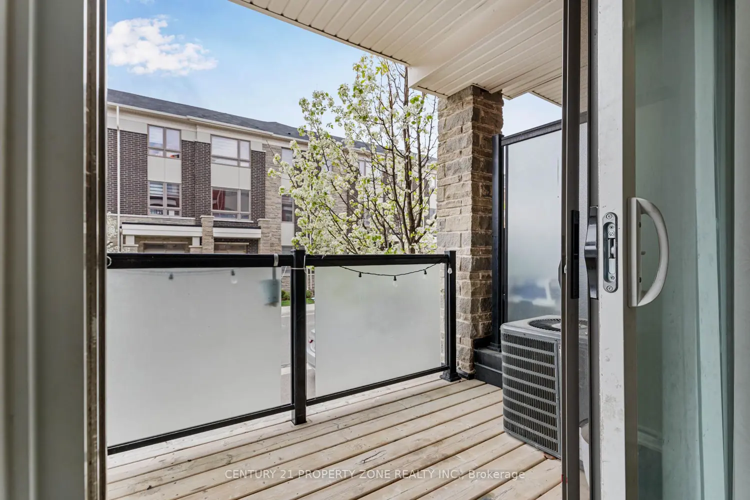 Additional image 17 of 250 Lagerfeld Drive 4
