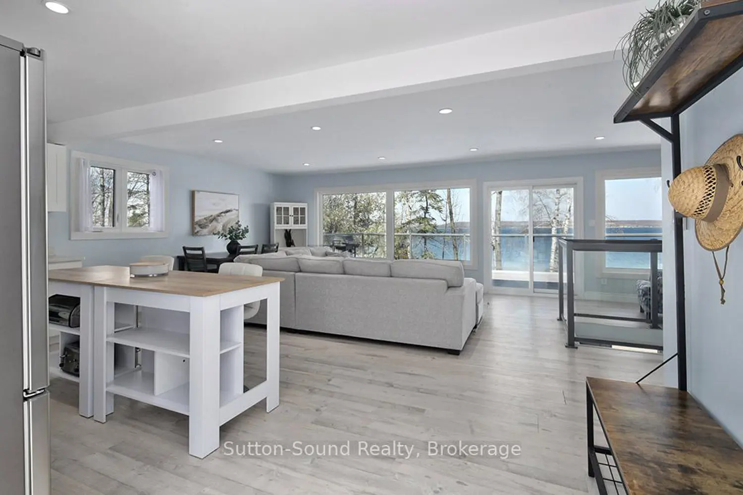 504389 Grey Road 1 photo 5