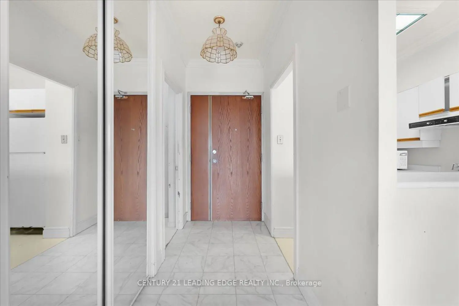Additional image 4 of 2511 Lakeshore Road 719