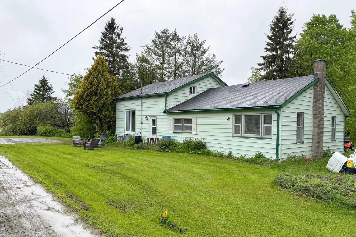 1407 Doyle Road photo 3