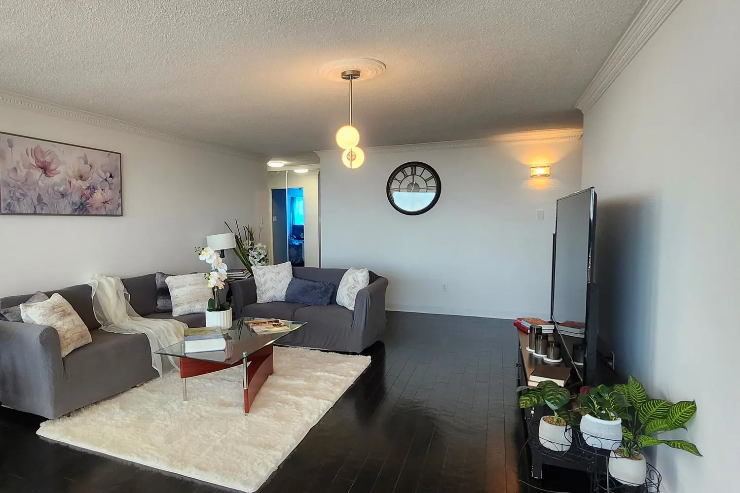 7300 Yonge Street 1505
