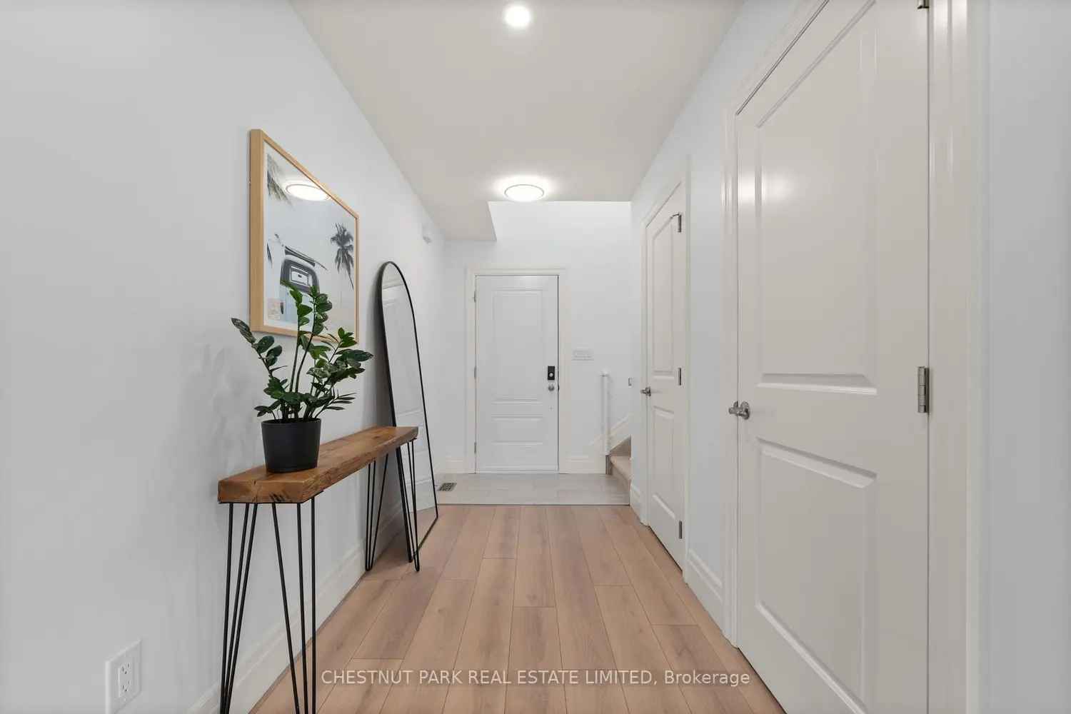 36 Campbell Crescent photo 2