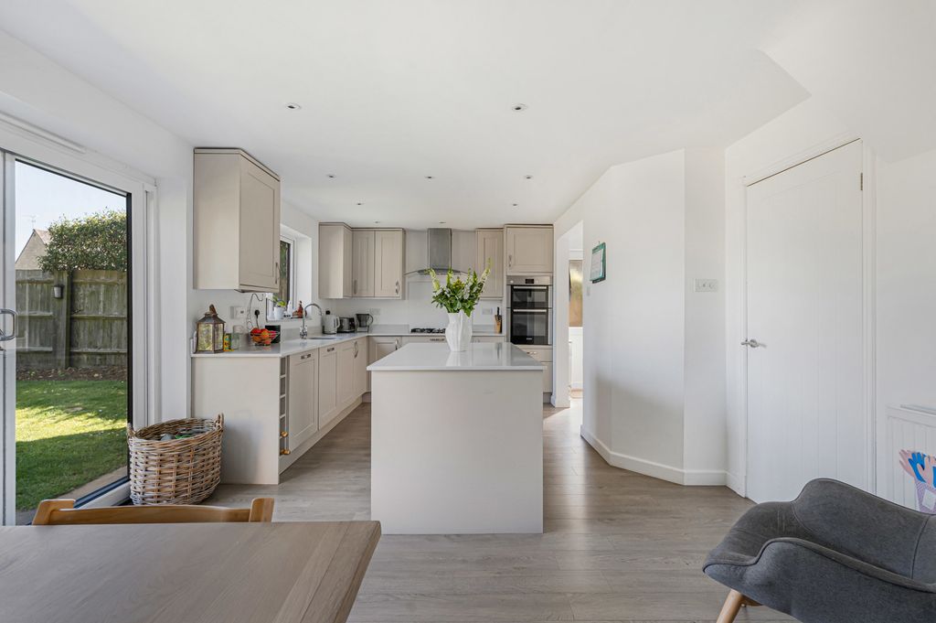 Additional image 6 of 4 bed detached house for saleCrabtree Park, Fairford, Gloucestershire GL7