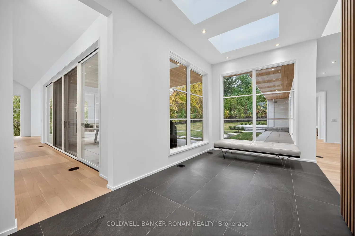 9 Gray Avenue photo 5