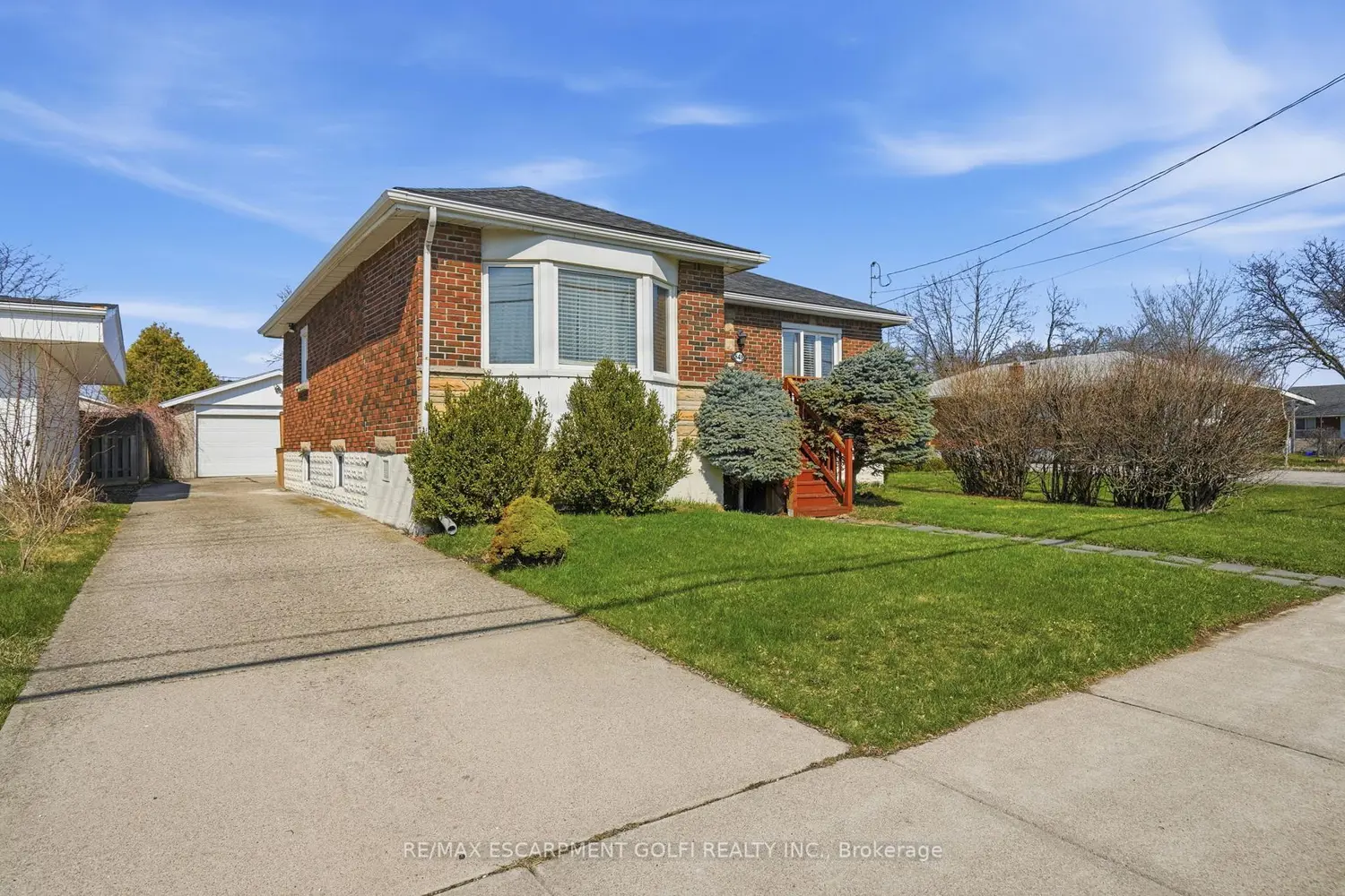 848 Upper Wellington Street
