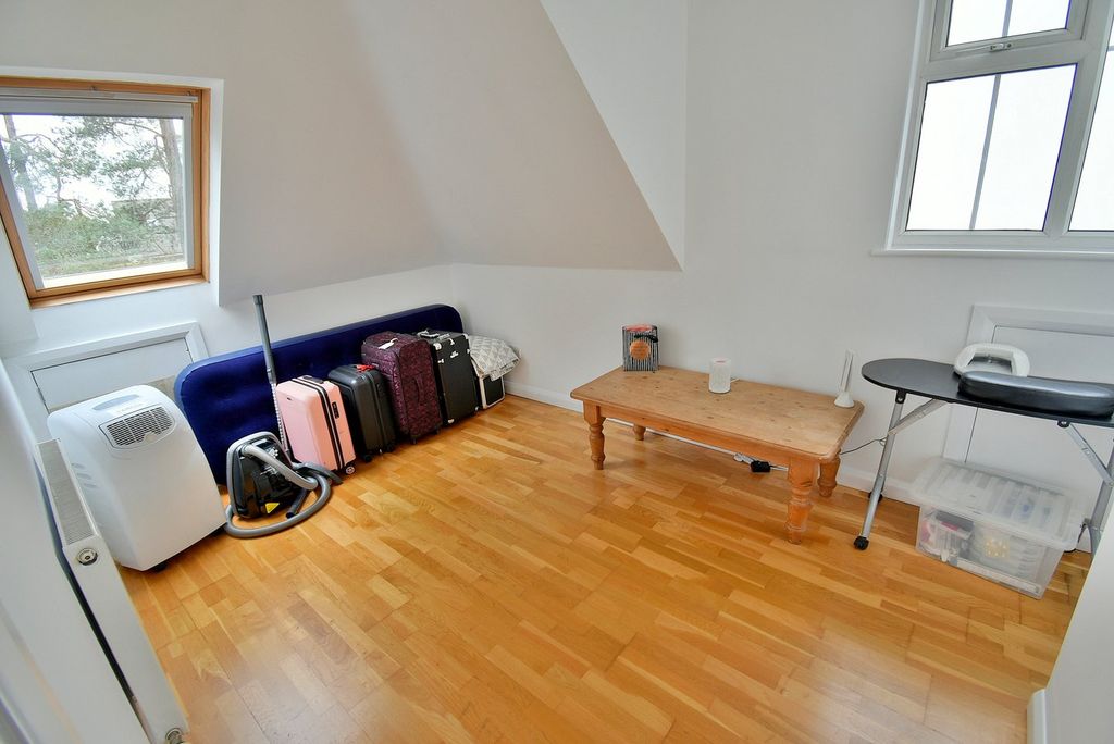 Additional image 17 of 6 bed detached house for saleGolf Links Road, Ferndown BH22