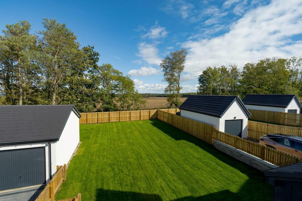 Additional image 2 of 4 bed detached house for saleThe Village, Roslynlee, Edinburgh EH25