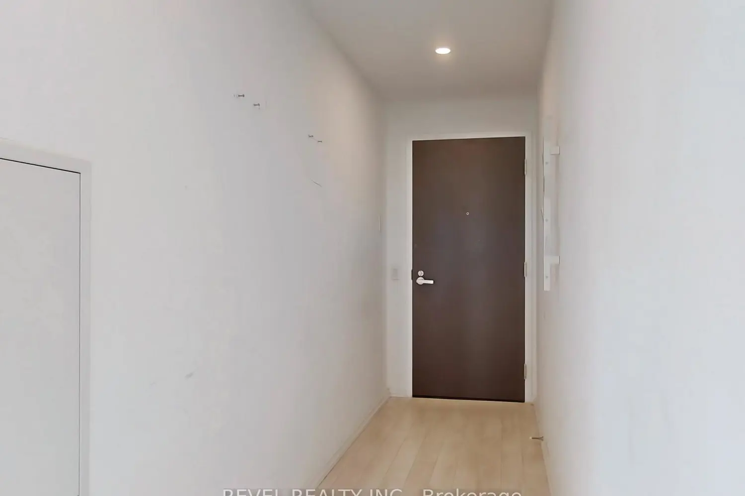 Additional image 9 of 197 Yonge Street 2412
