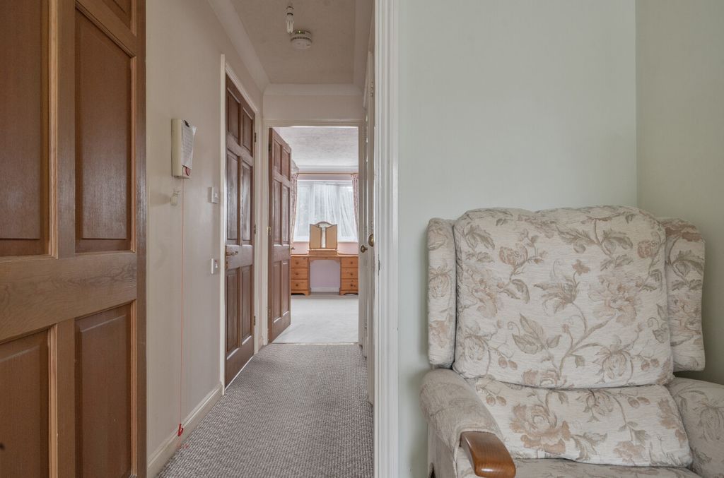 Additional image 5 of 1 bed maisonette for saleCoxwell Gardens, Faringdon, Oxfordshire SN7