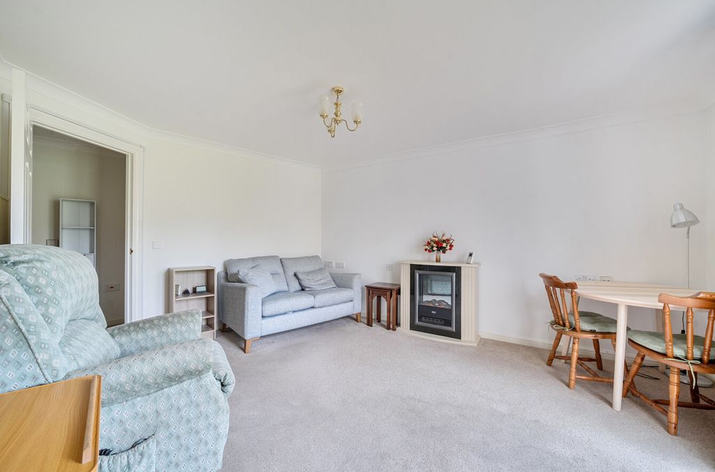 Additional image 5 of 1 bed flat for saleSwan Lane, Faringdon, Oxfordshire SN7
