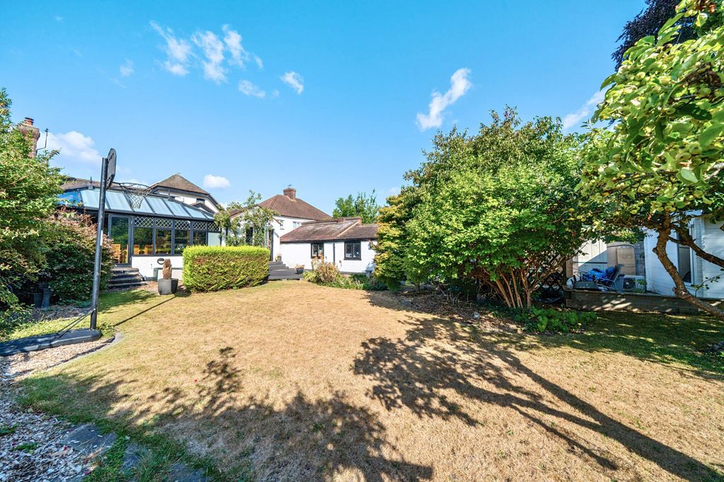 Additional image 6 of 4 bed detached house for saleLennox Road, Gravesend DA11