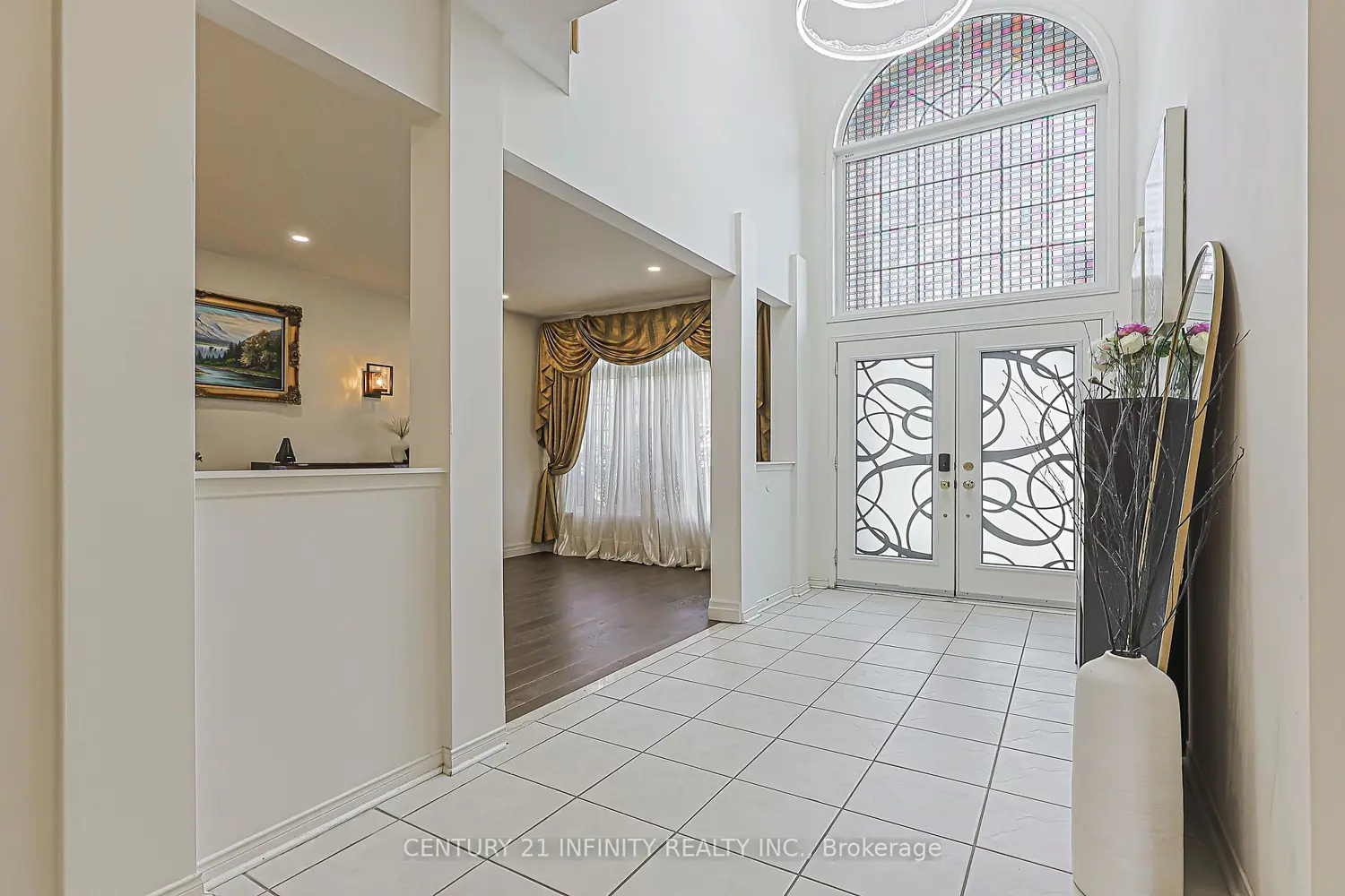 59 Splendor Drive photo 2
