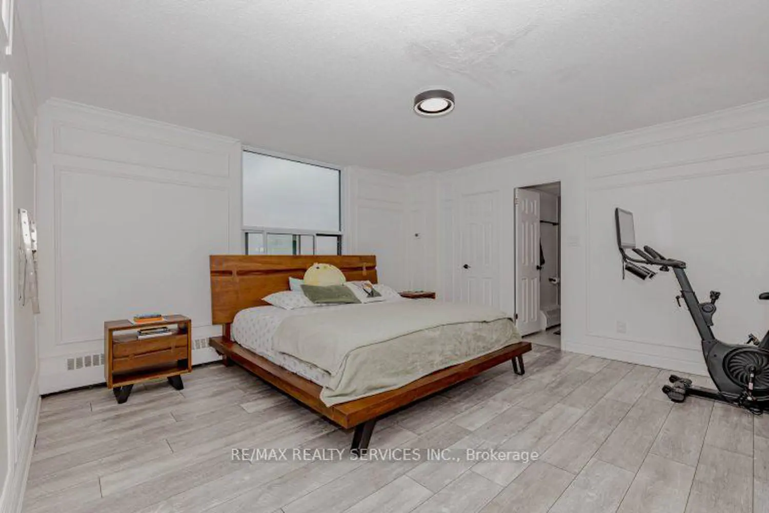 Additional image 13 of 180 Markham Road 1701