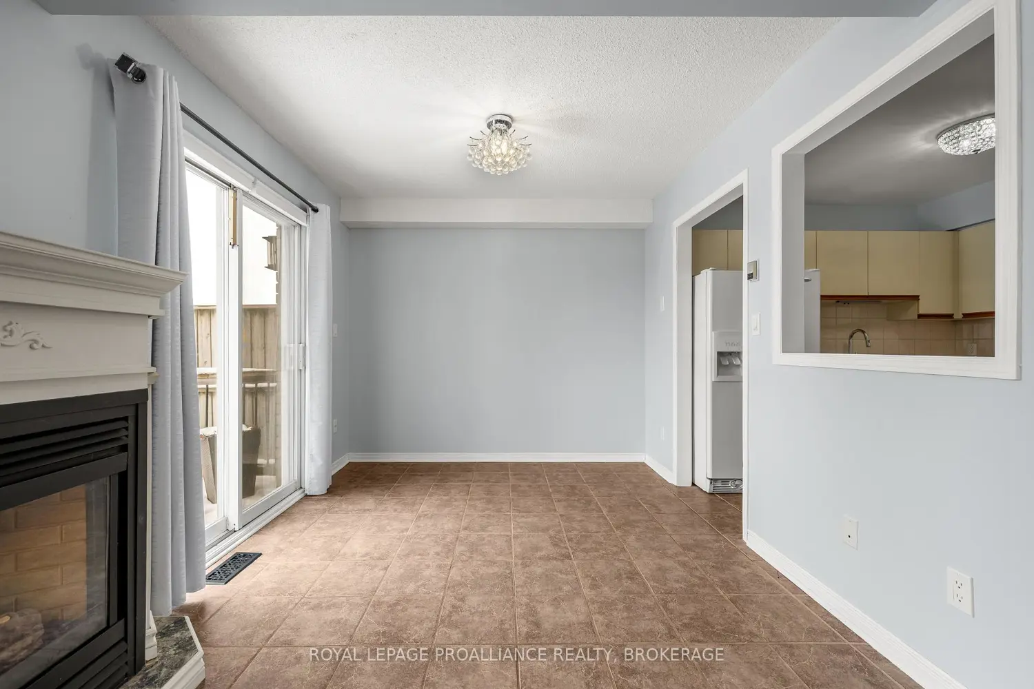 81 Rose Abbey Drive photo 5