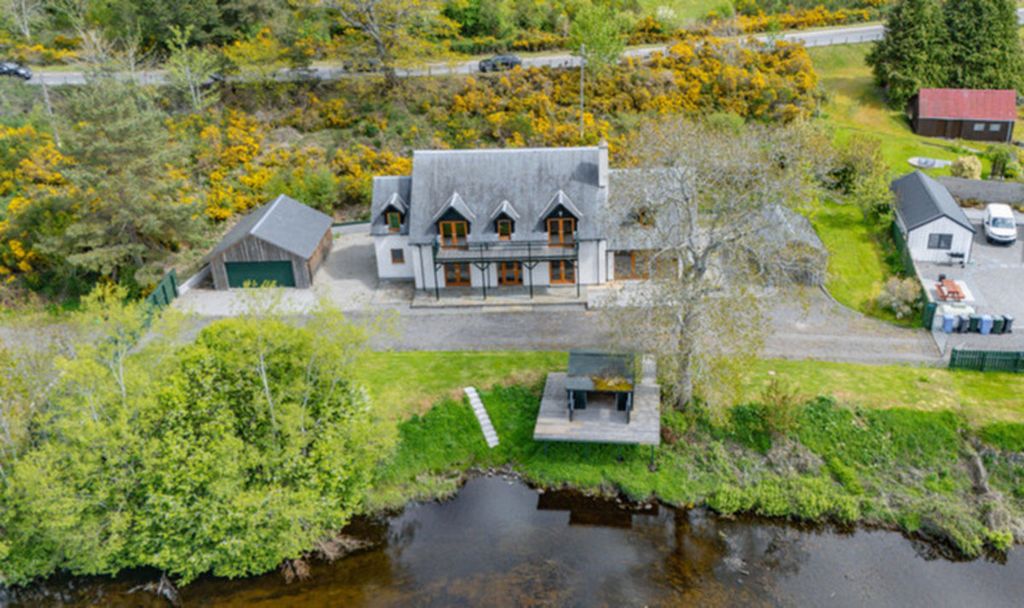 5 bed detached house for saleContin, Strathpeffer IV14