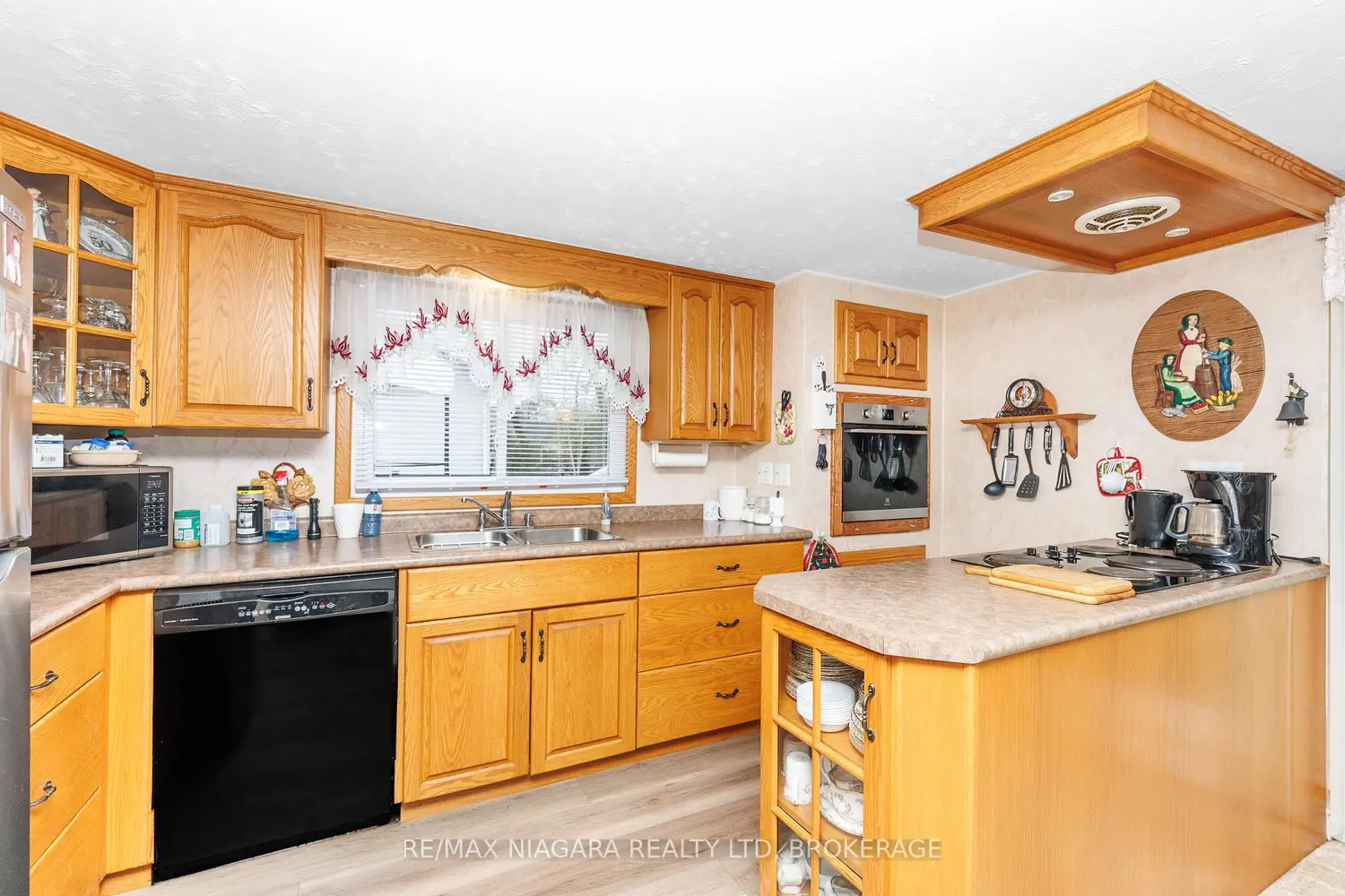 Additional image 3 of 2997 Poplar Avenue