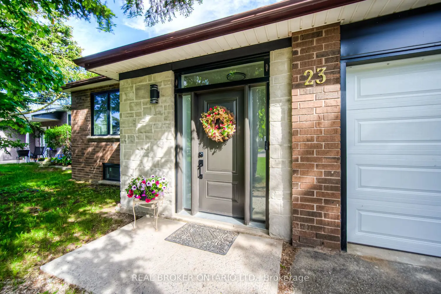 23 Carberry Road photo 3