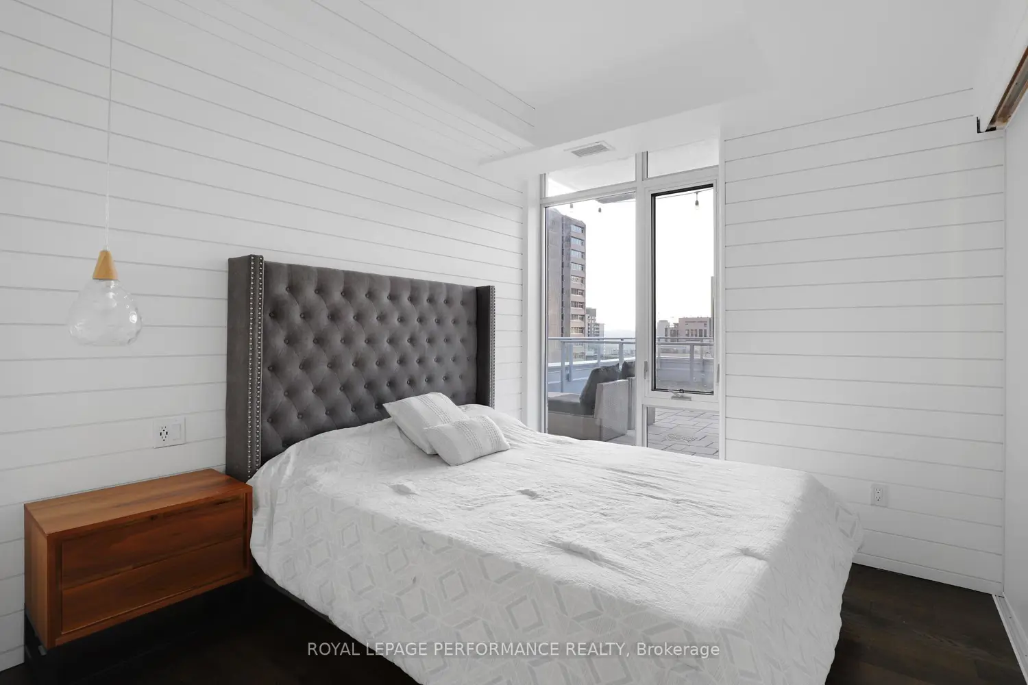 Additional image 6 of 255 Bay Street 1603