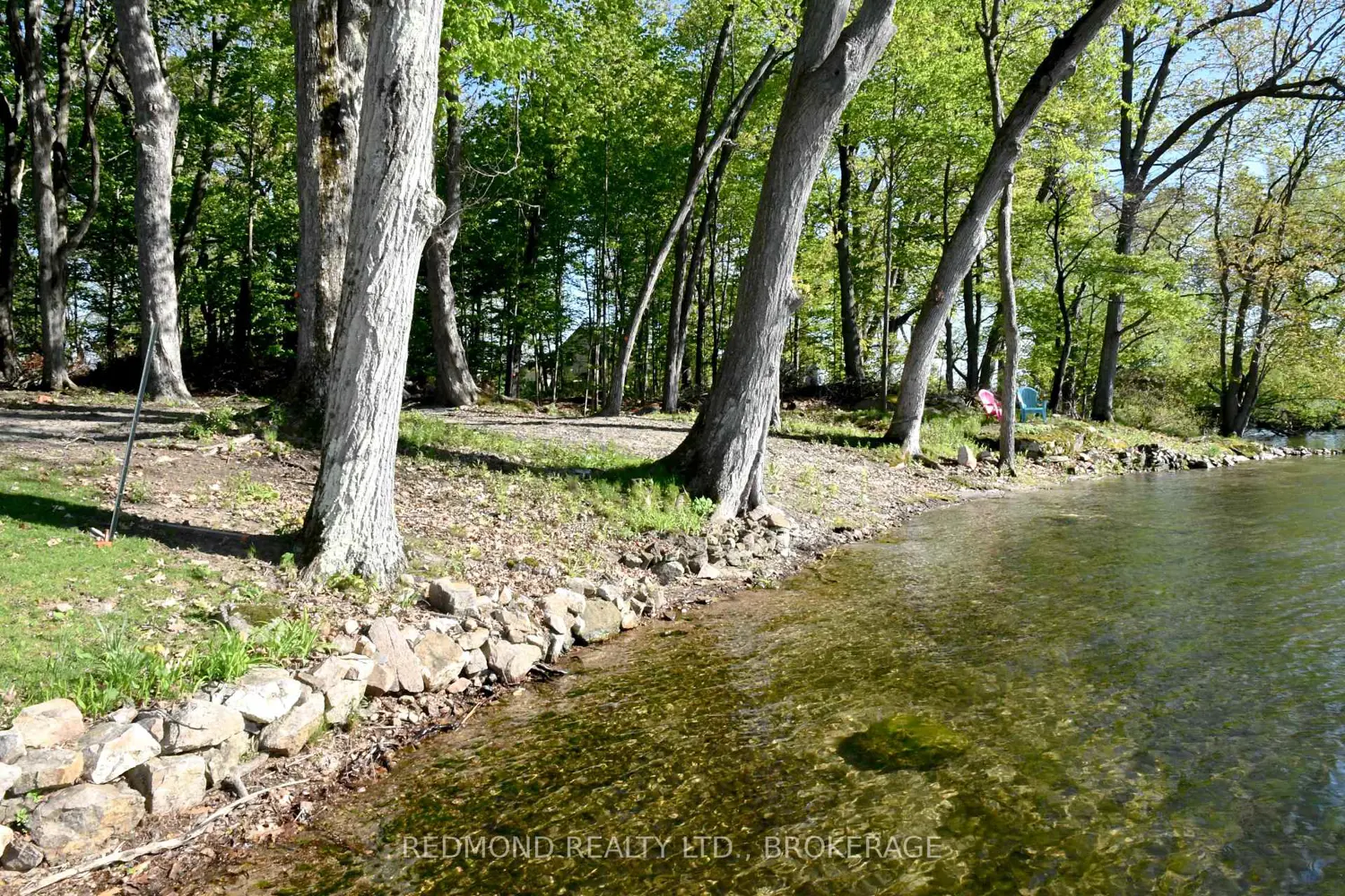 Additional image 2 of 4 Tremont Park Island